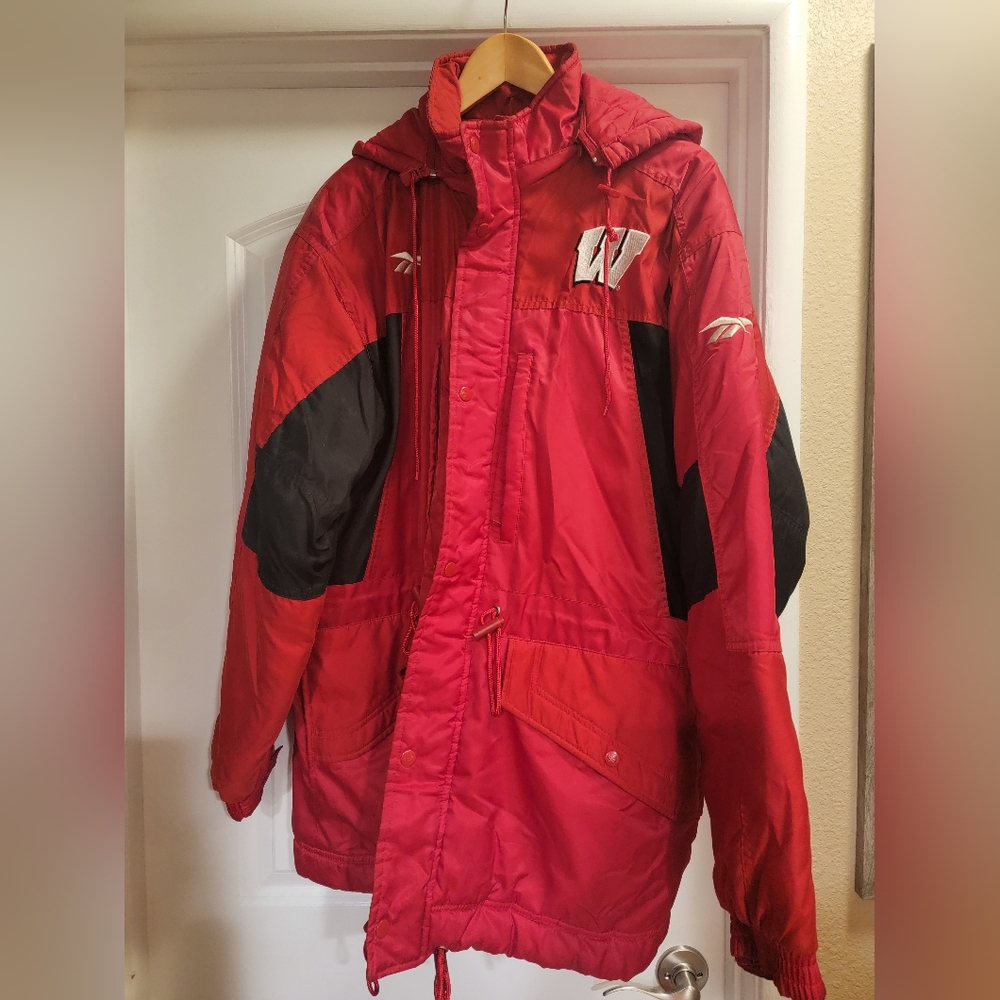 Vintage Reebok Wisconsin Jacket - Size M - Picture 1 of 13
